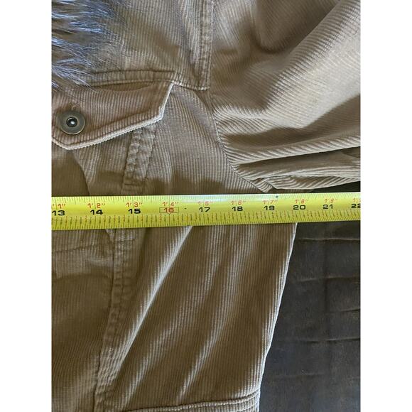 EUC Style & Co Sz M Tan Rmvble Faux Fur Collar Corduroy Button LS Jacket - Picture 7 of 9